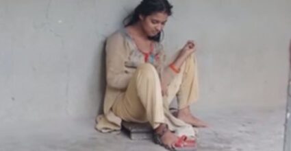 শিকলে বাঁধা মৌসুমীর দায়িত্ব নিলেন এমপি সবুজ