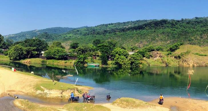 শহিদ সিরাজ লেকে