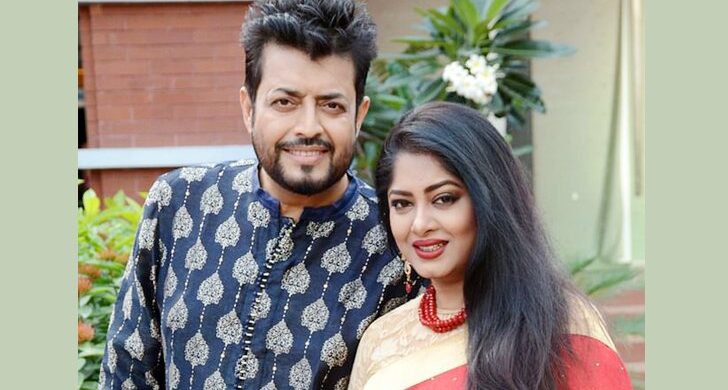 আমার স্বামী অন্যদের মতো নয়: মৌসুমী