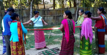 দুর্গাপুরে হারিয়ে যাওয়া তাঁতশিল্প জেগে ওঠার স্বপ্ন